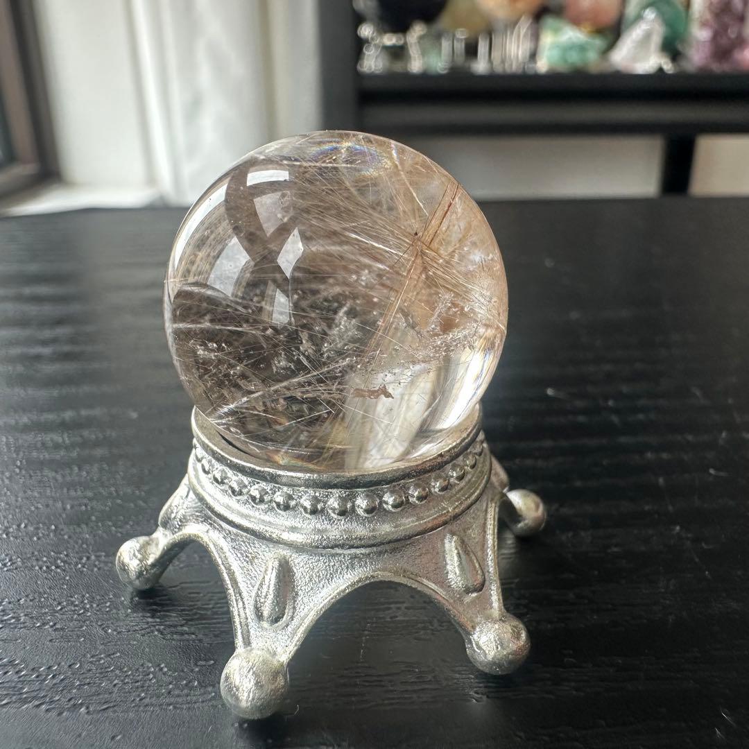 天然石ルチルクォーツのスフィア　丸玉　置物NO.050505