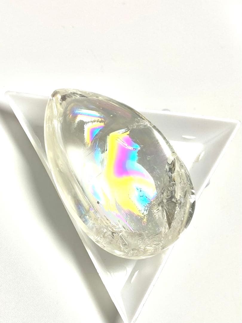 アイリスクォーツ にぎり石やペーパーウェイト等に