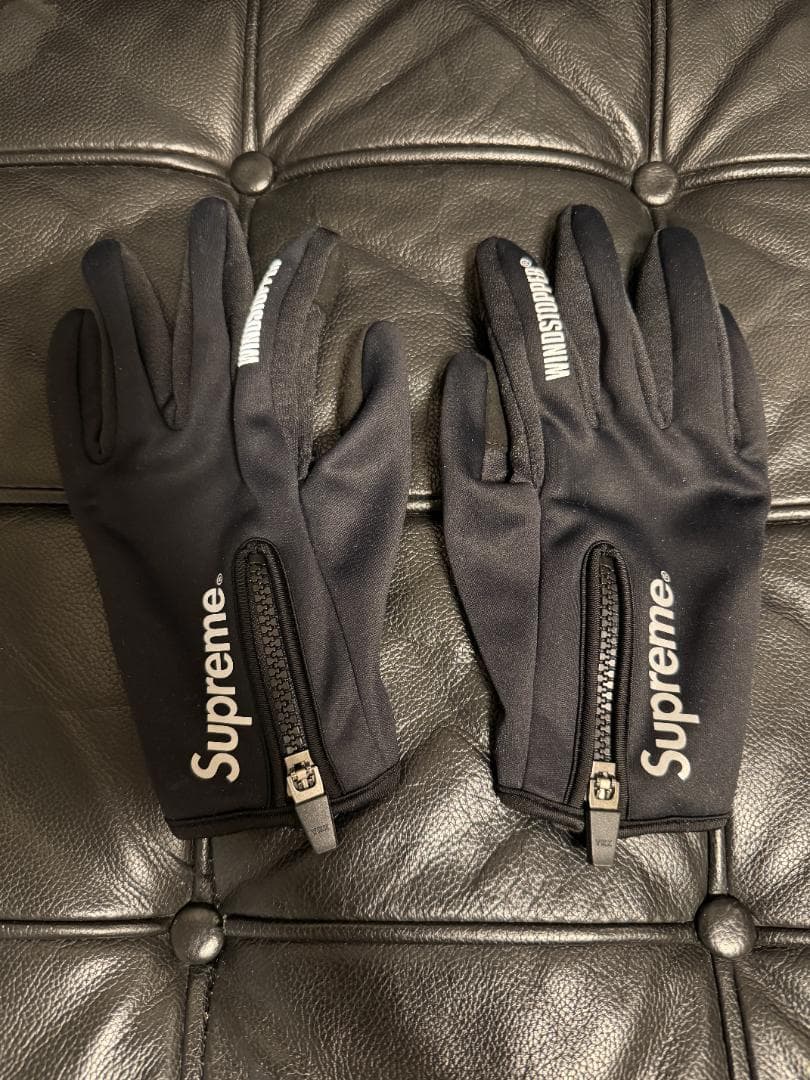 美品 黒 サイズS SUPREME WINDSTOPPER Zip Gloves