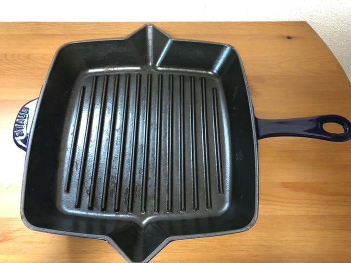 最終値下げ‼︎ ストウブ　Staub 鉄鍋　スキレット　ブルー　26