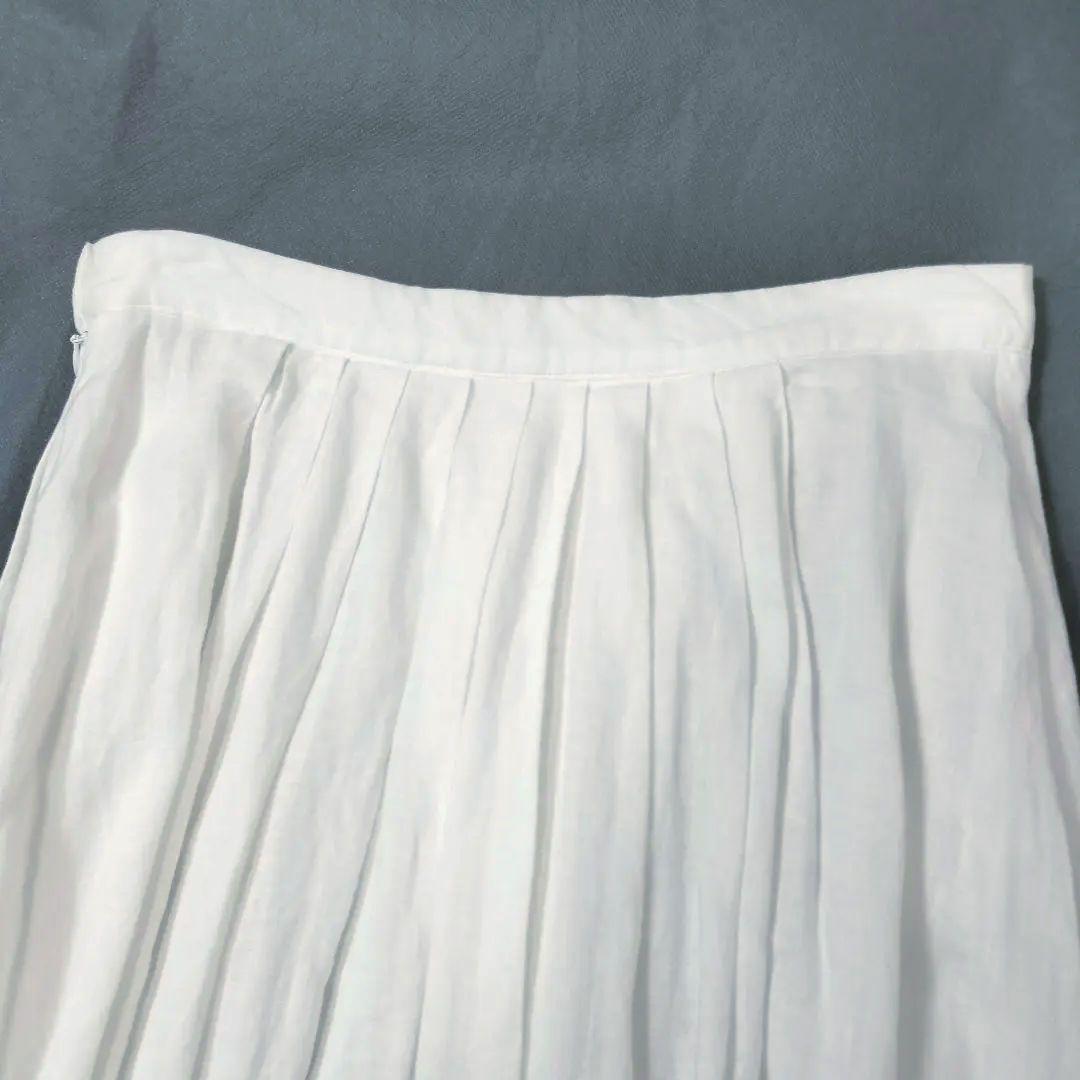 美品　MARGARET HOWELLリネン タックフレアスカート　サイズ1 白