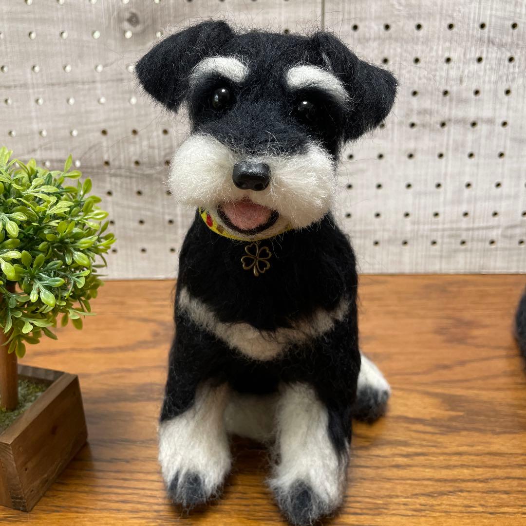 羊毛フェルト　ミニチュアシュナウザー　3点