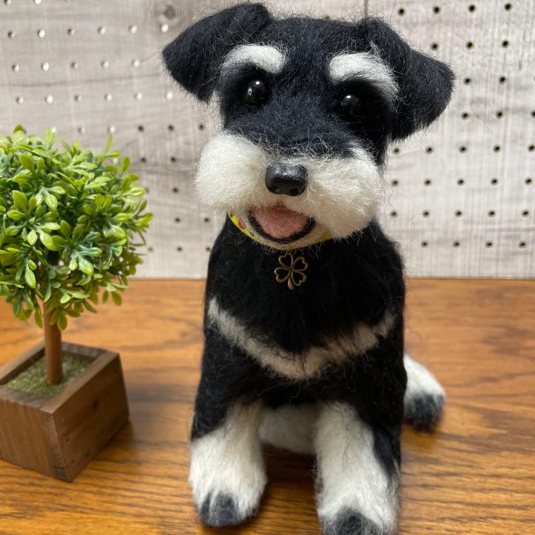 羊毛フェルト　ミニチュアシュナウザー　3点