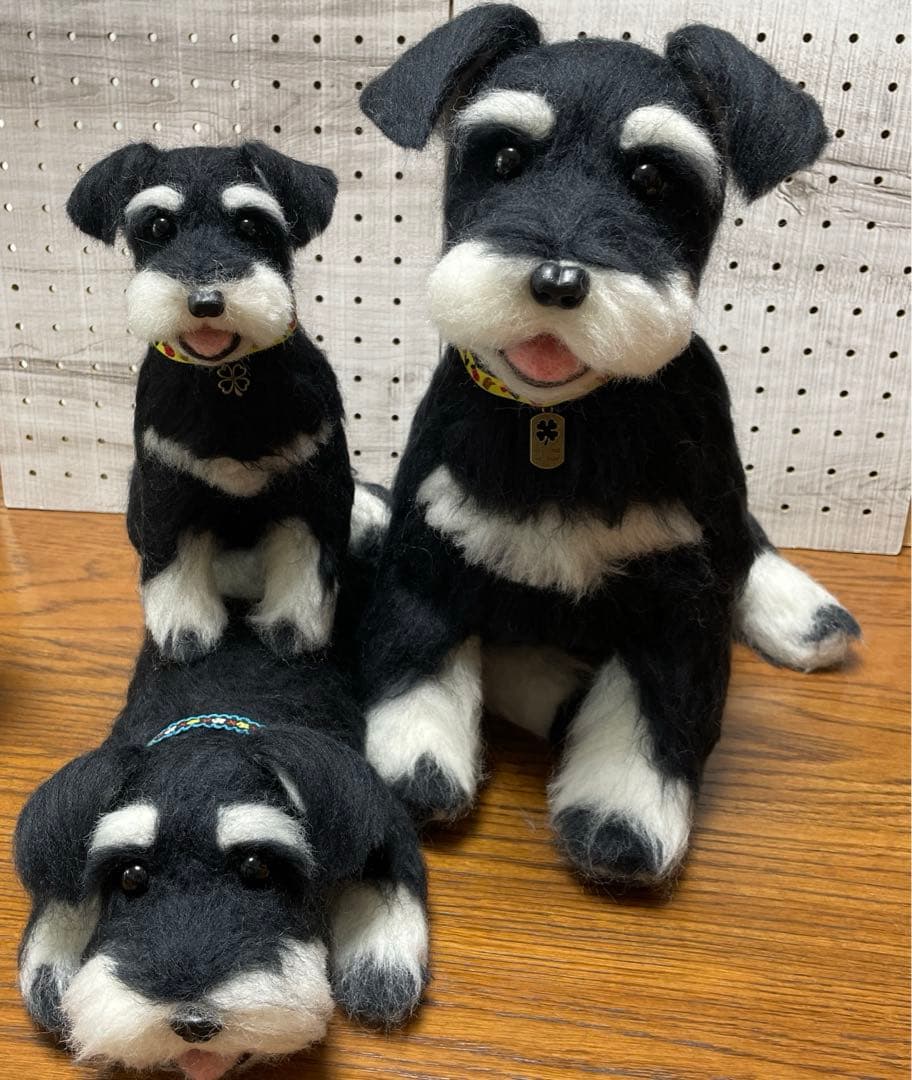 羊毛フェルト　ミニチュアシュナウザー　3点