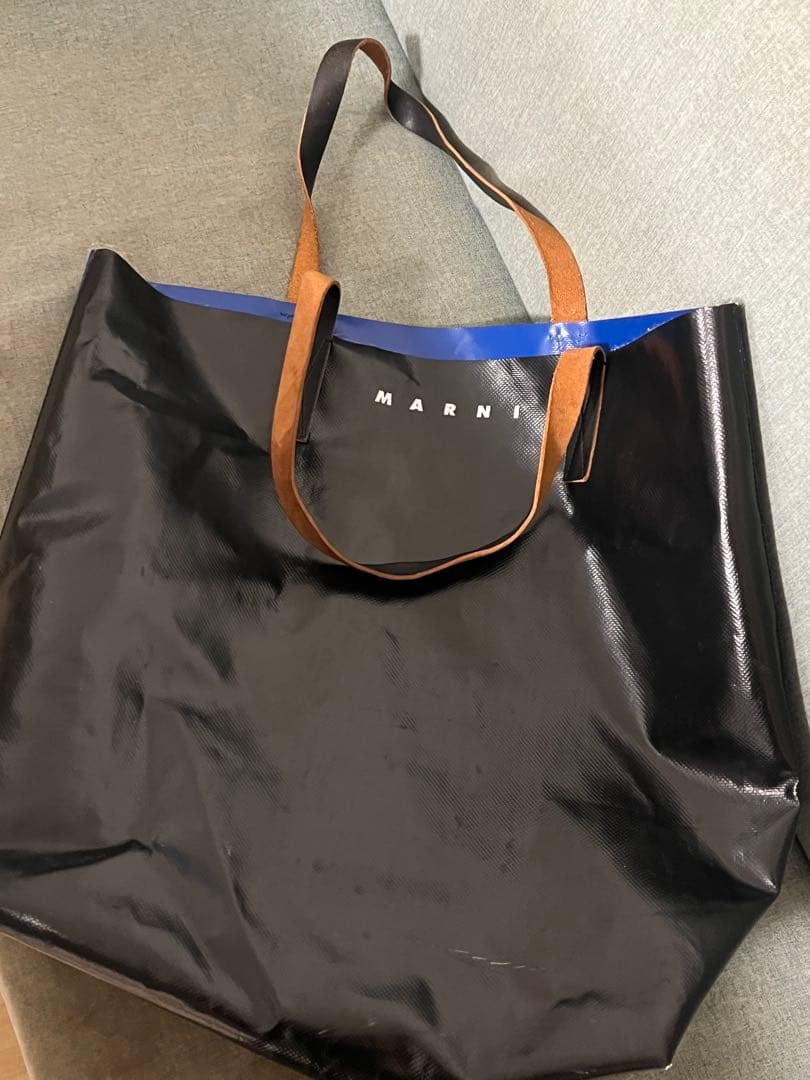 MARNI リバーシブル トートバッグ 黒/青. 最終値下げ