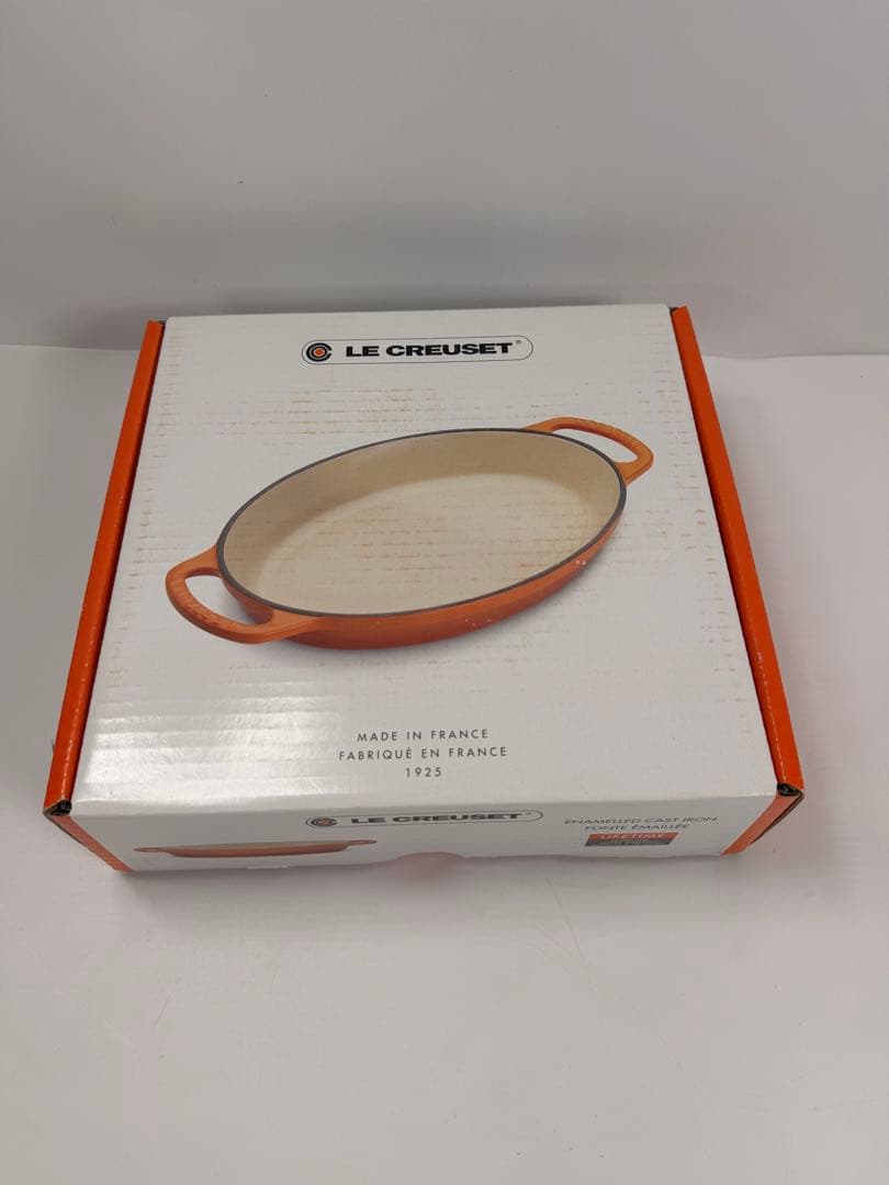 【新品未使用】ルクルーゼ　シグニチャー オーバル・プレート 20cm オレンジ