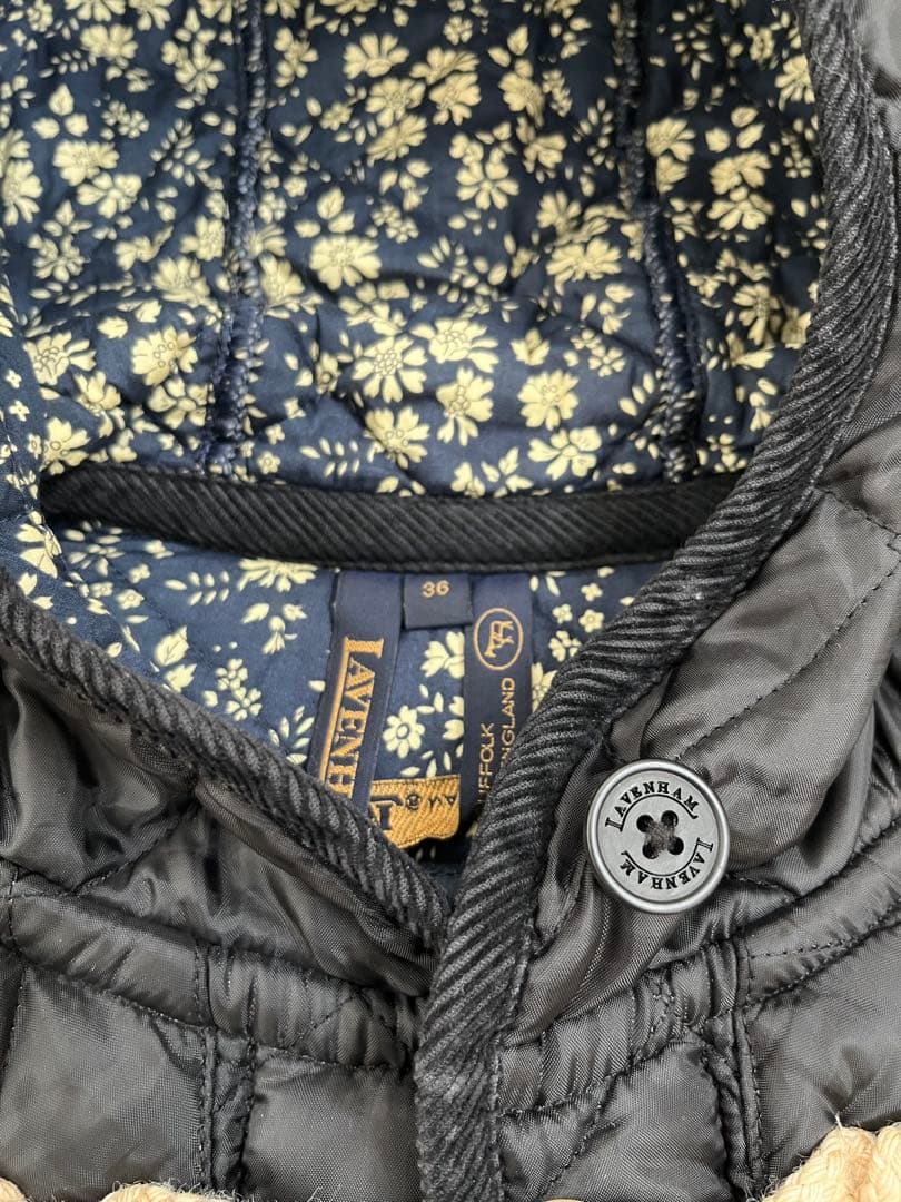 美品 LAVENHAM ラベンハム　リバティカペル柄　ダッフルコート 黒 　36