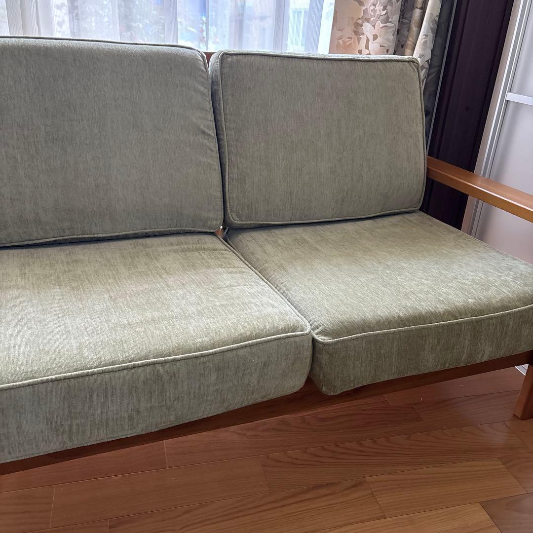 スキャンティーク（SCANTEAK)の2人掛けソファ