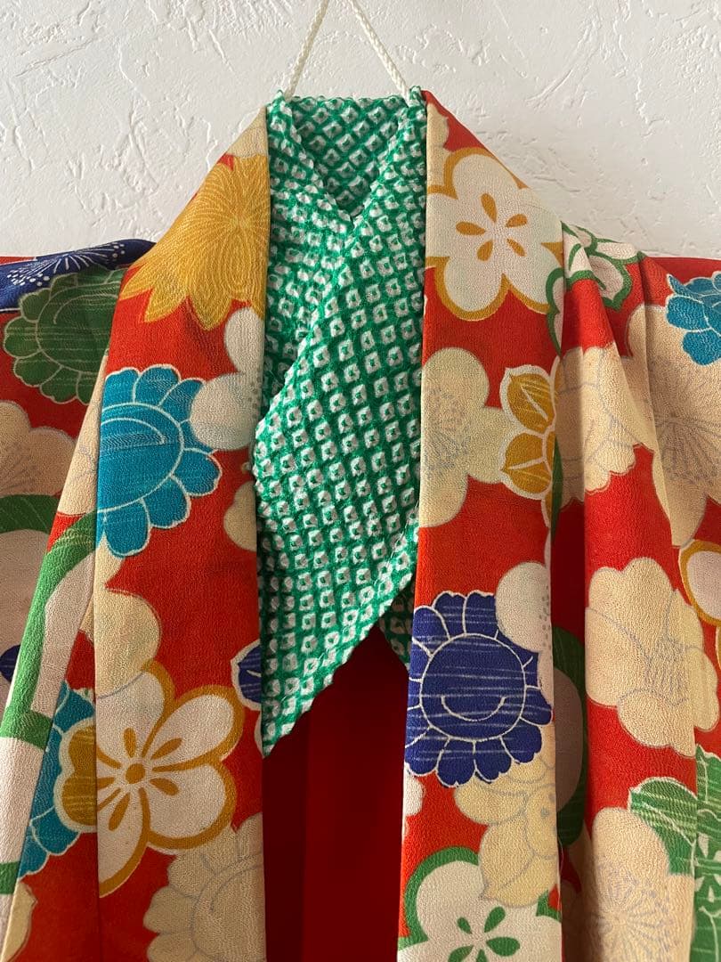 七五三　3歳　アンティークお着物セット　正絹白無地被布　髪飾り付き