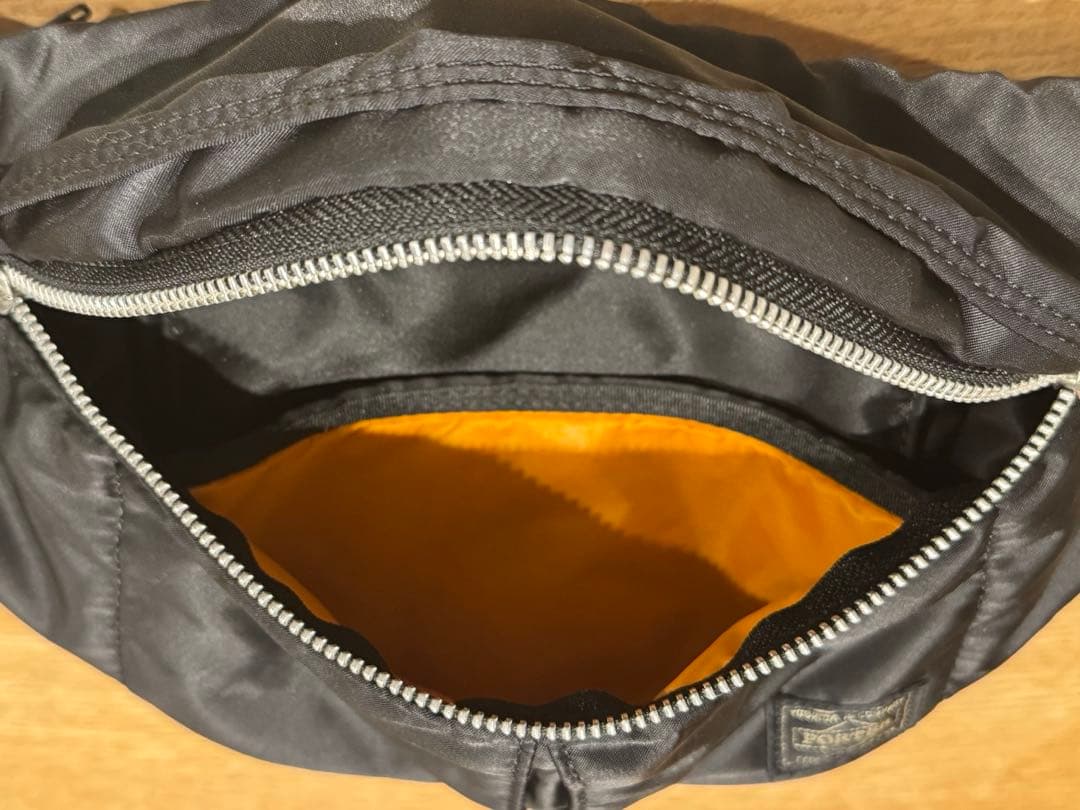 【美品】PORTER タンカー ボディバッグ ショルダーバッグ ブラック