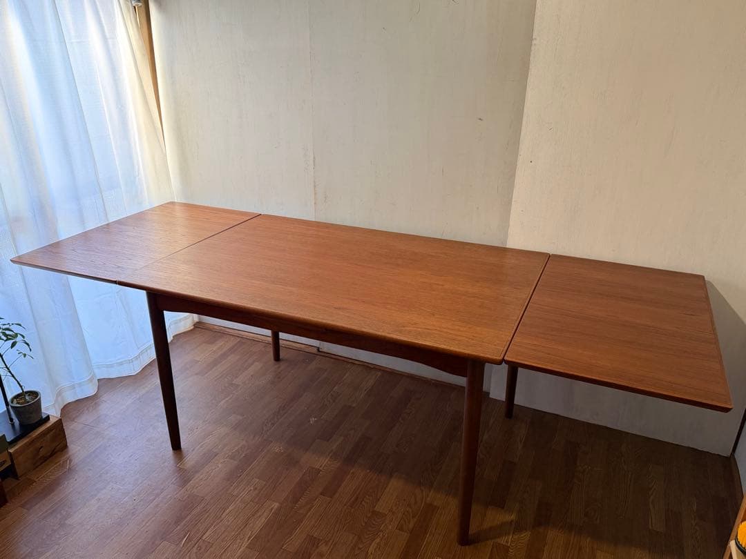 ダイニングテーブル Denmark Extension dining table