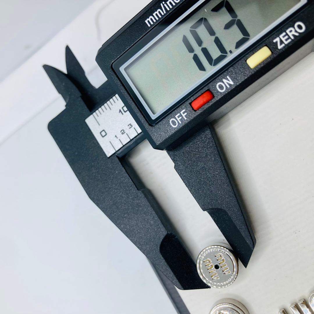 極美品✨ miumiu ミュウミュウ ピアス 両耳 ストーン シルバー