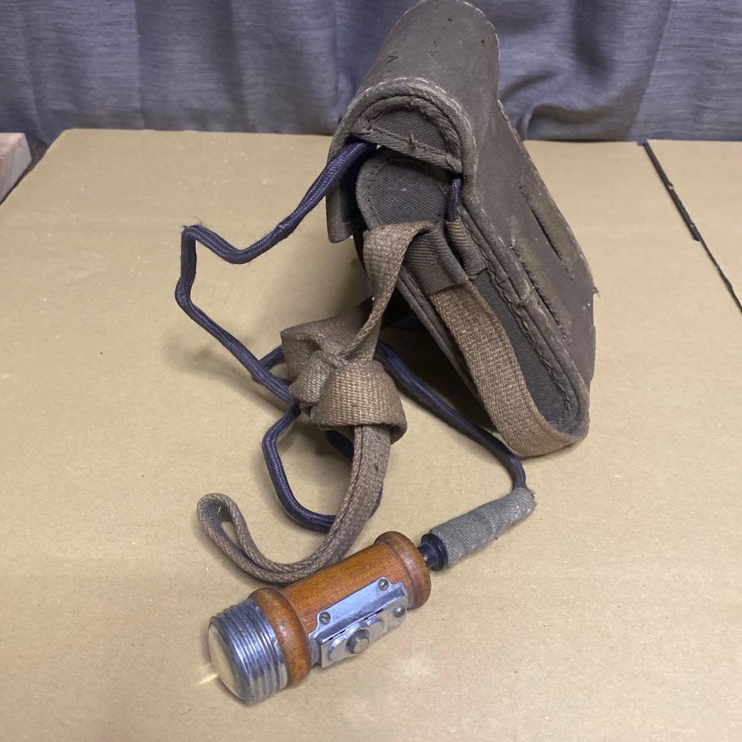 旧日本軍　図嚢 懐中電灯付き