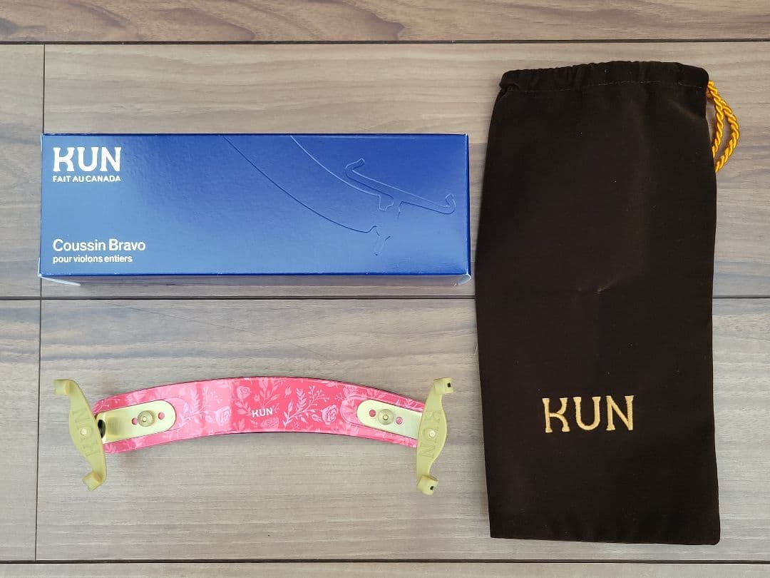 [試着のみ] KUN Bravo 限定品 ピンクのバラ柄 バイオリン肩当 4/4