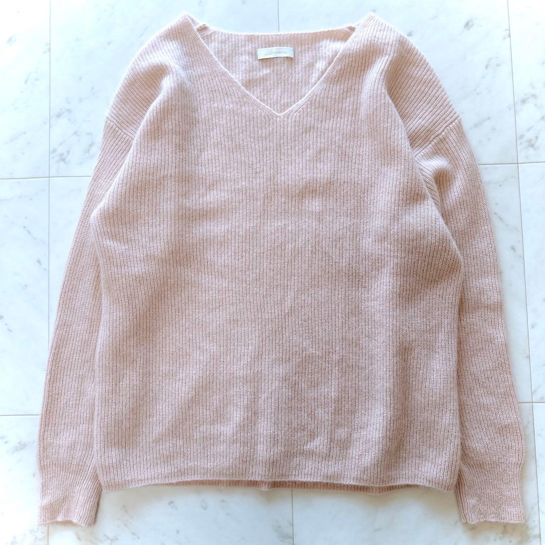 美品　定価　1.9万円　ラウンジドレス　カシミア 100畦Vネックニット　洗える