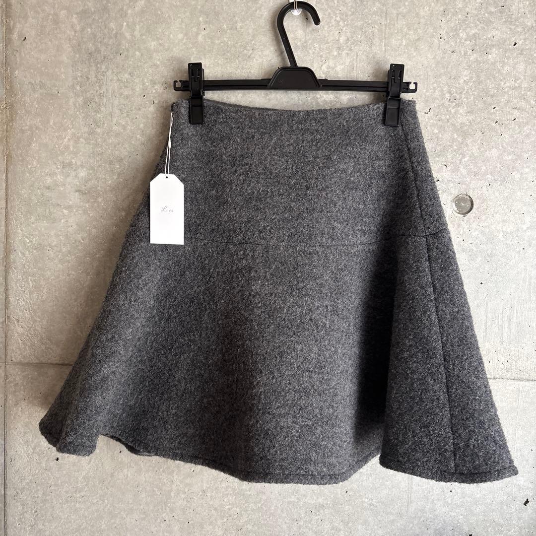 新品未使用タグ付き　elu. エル　Peonywoolskirt ウールスカート