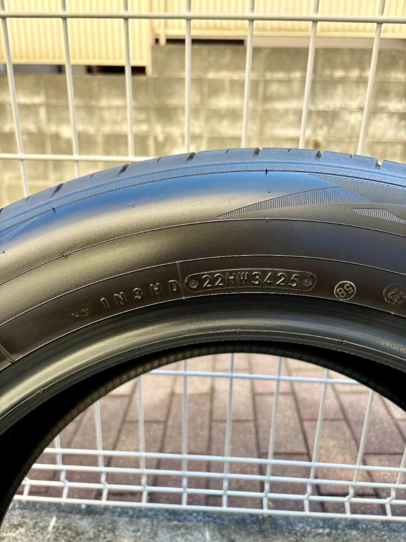 【送料込】トヨタ アルファード40系 純正 タイヤ 225/60R18 新車外し