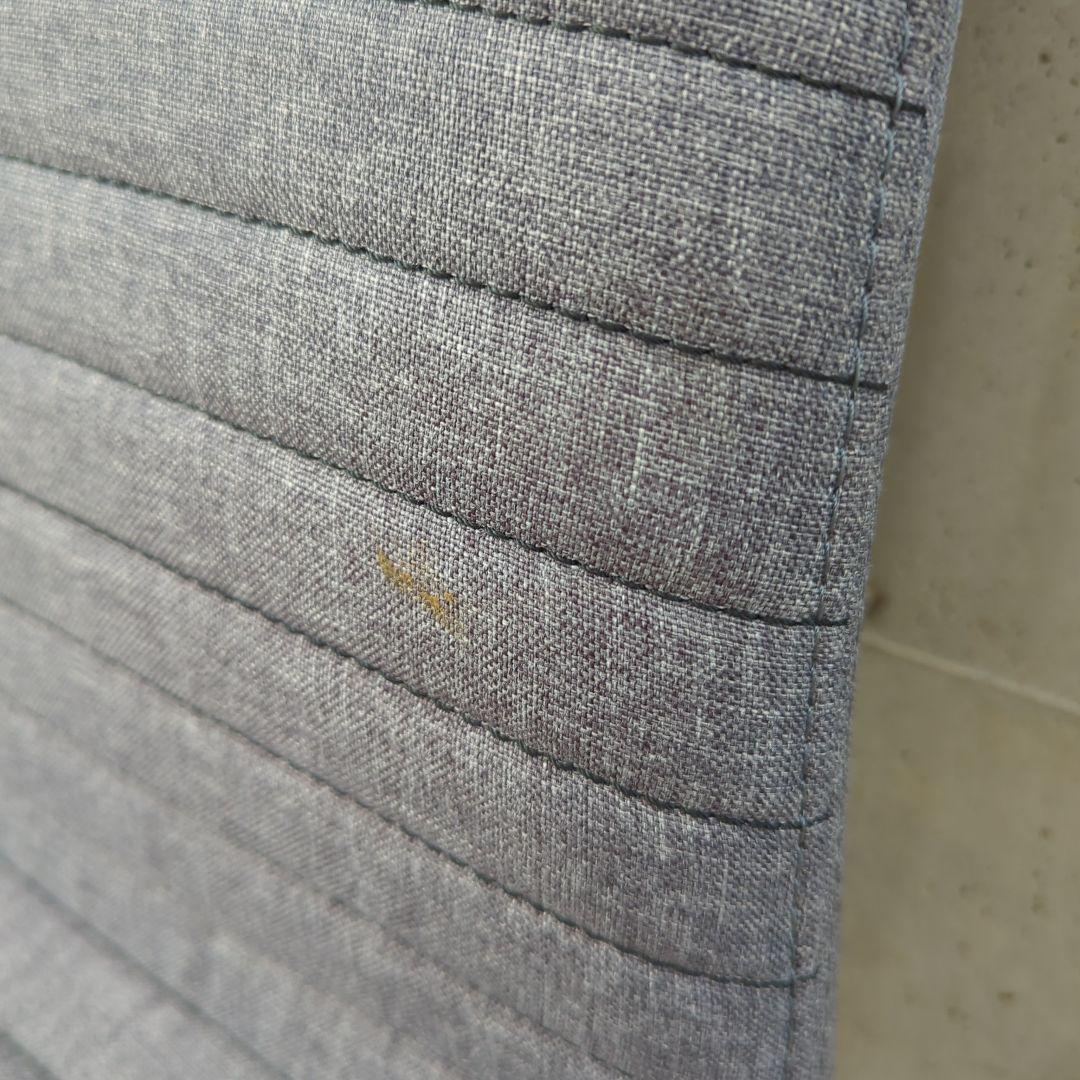 マーガレット　KARE グレー パブリック ダイニングチェア 布張り⑦