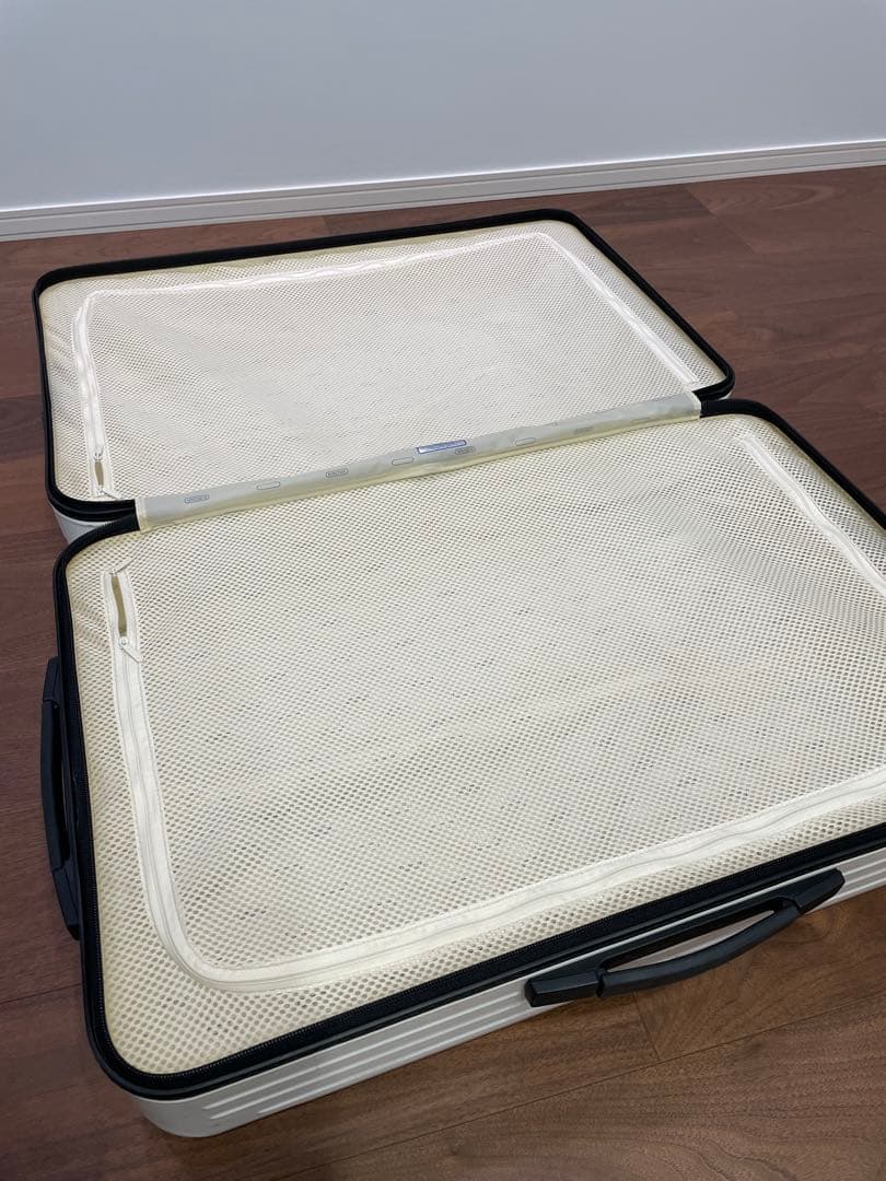 RIMOWA リモワ　スーツケース　サルサ　ホワイト　4輪　80Lマルチホイール