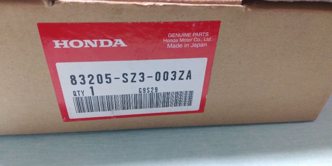 当時物　HONDA　ホンダ　レジェンド　ｋａ９ 天井用　メガネ入れ　新品