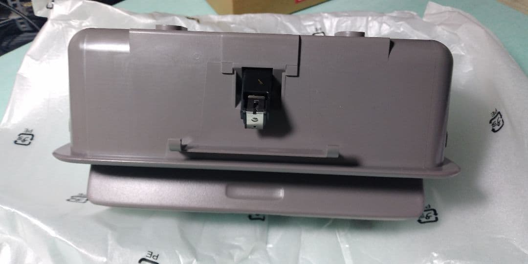 当時物　HONDA　ホンダ　レジェンド　ｋａ９ 天井用　メガネ入れ　新品