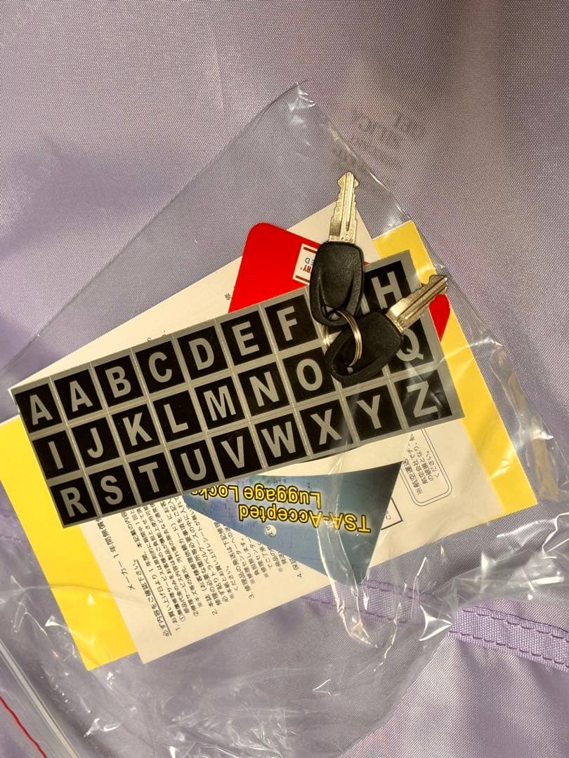 新品未使用マーキュリーデュオのキャリーケース