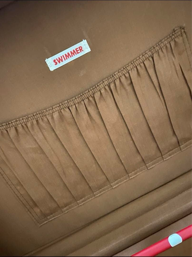 SWIMMER・スイマー コロ付きトランク キャリーケース 未使用品!!