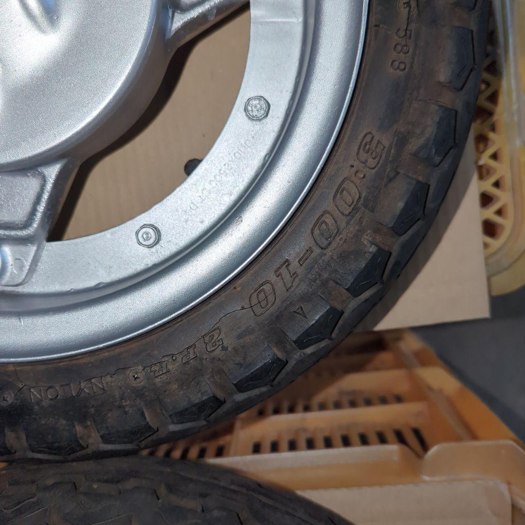 ２型シャリー純正3本スポークタイヤホイールセットハブ付き！