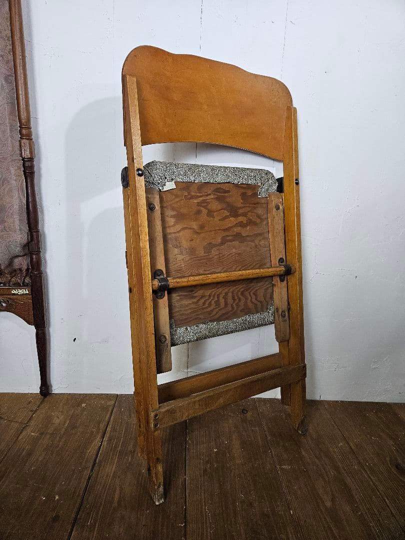 USヴィンテージ フォールディングチェア 木製 折り畳み椅子 古家具