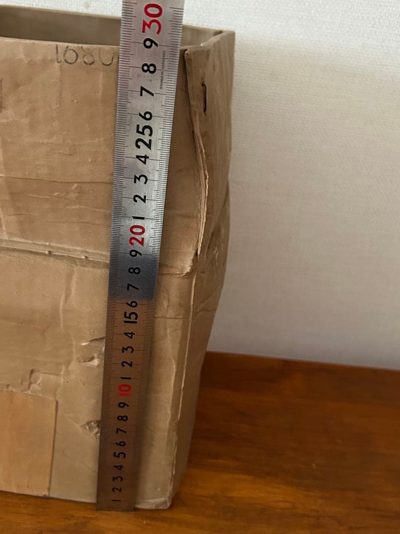 Michael Harvey マイケルハーヴェイ セラミック 段ボール 花瓶