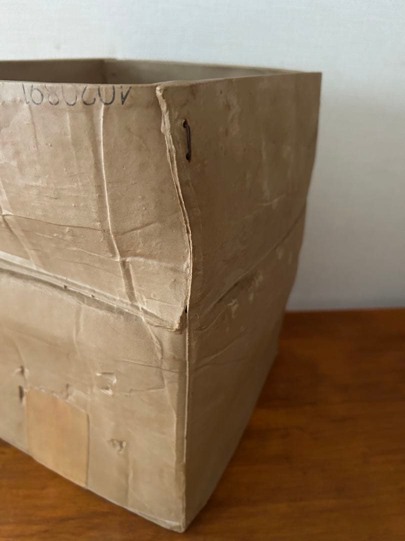 Michael Harvey マイケルハーヴェイ セラミック 段ボール 花瓶