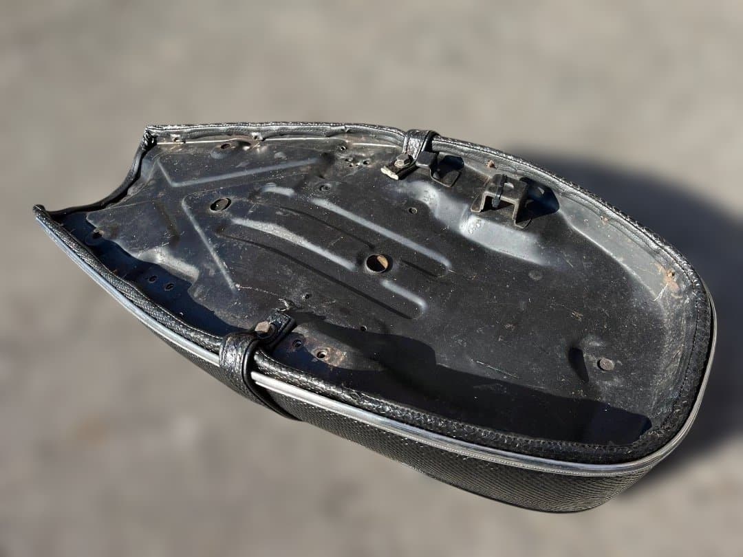 TX650 カスタムシート　破れ無し！XSにも★