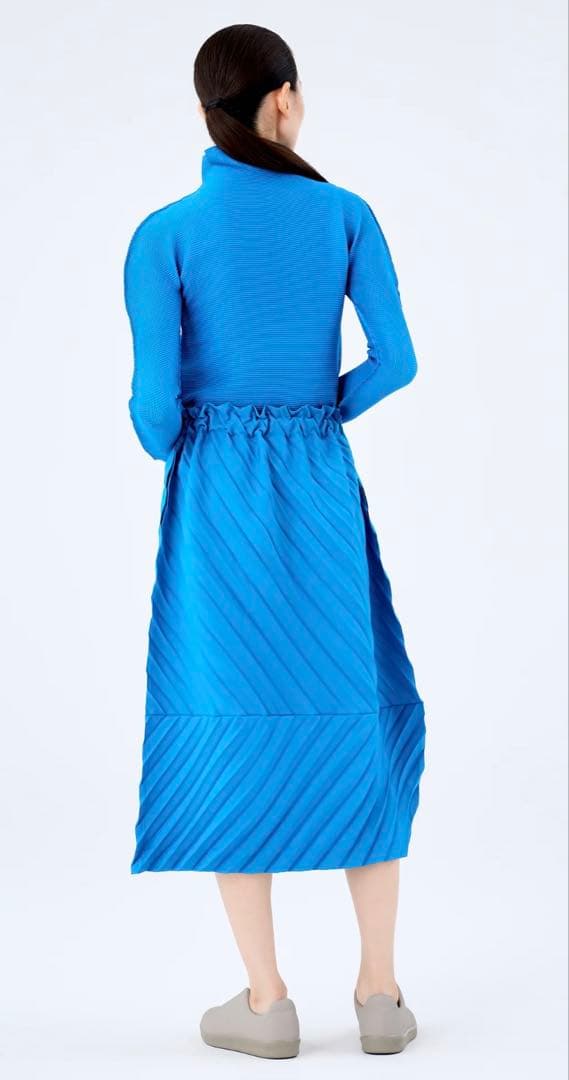 me イッセイミヤケ スカート 今年1月発売⭕️新品 未使用⭕️最終値下げ中