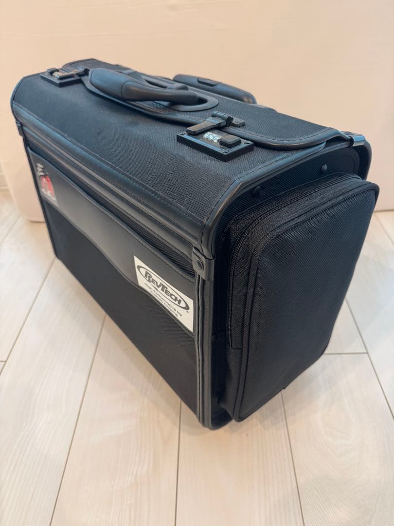 ANA パイロット　石井鞄社製　フライトバック