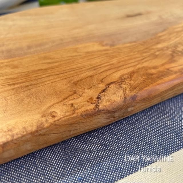 オリーブの木　カッティングボード　穴あきフリー　1点を見つめて　約43.5cm