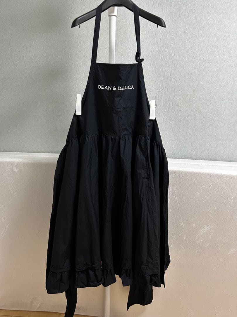 DEAN＆DELUCA×BEAMS COUTUREギャザーエプロンドレスブラック