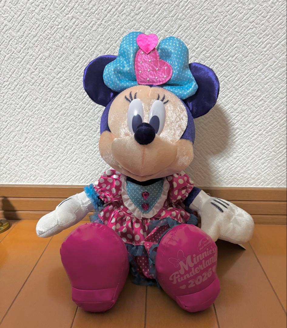 R*i様 ディズニー　パルパルーザ　ミニーぬいぐるみ　1/13発売　新品　ファン