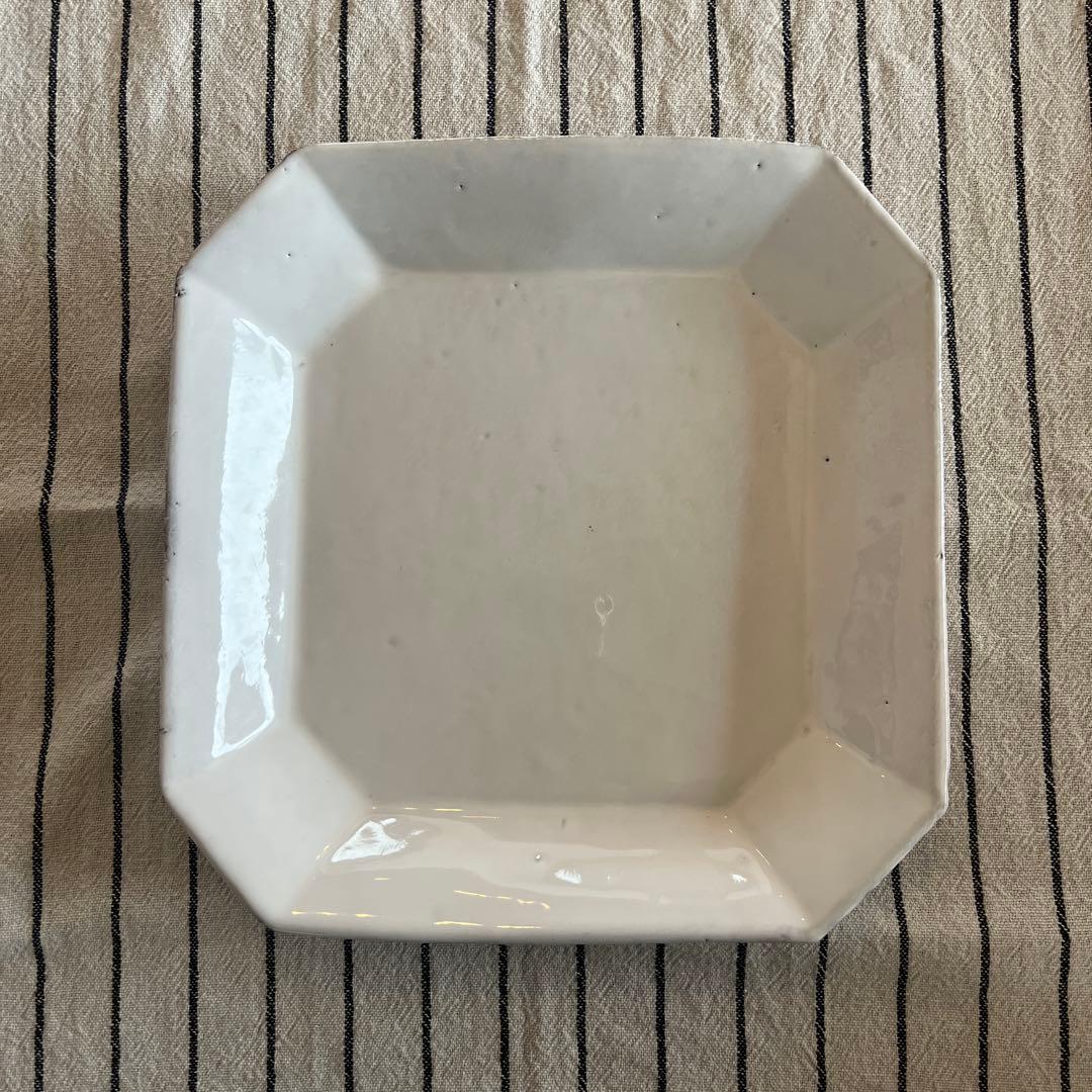 アスティエ　Astier de Villatte 白い八角形陶器皿　プレート