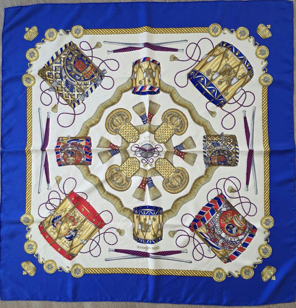 HERMES　カレ 90 LES TAMBOURS シルクスカーフ タグ付き