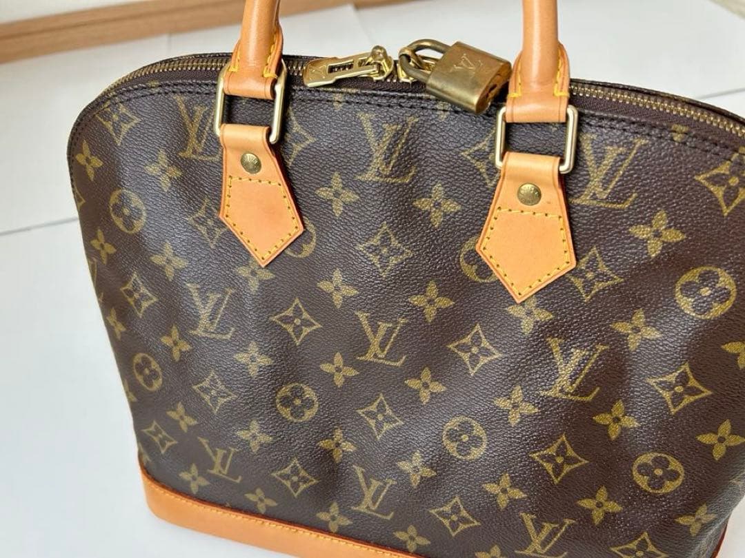 Louis Vuitton モノグラム アルマ　PM