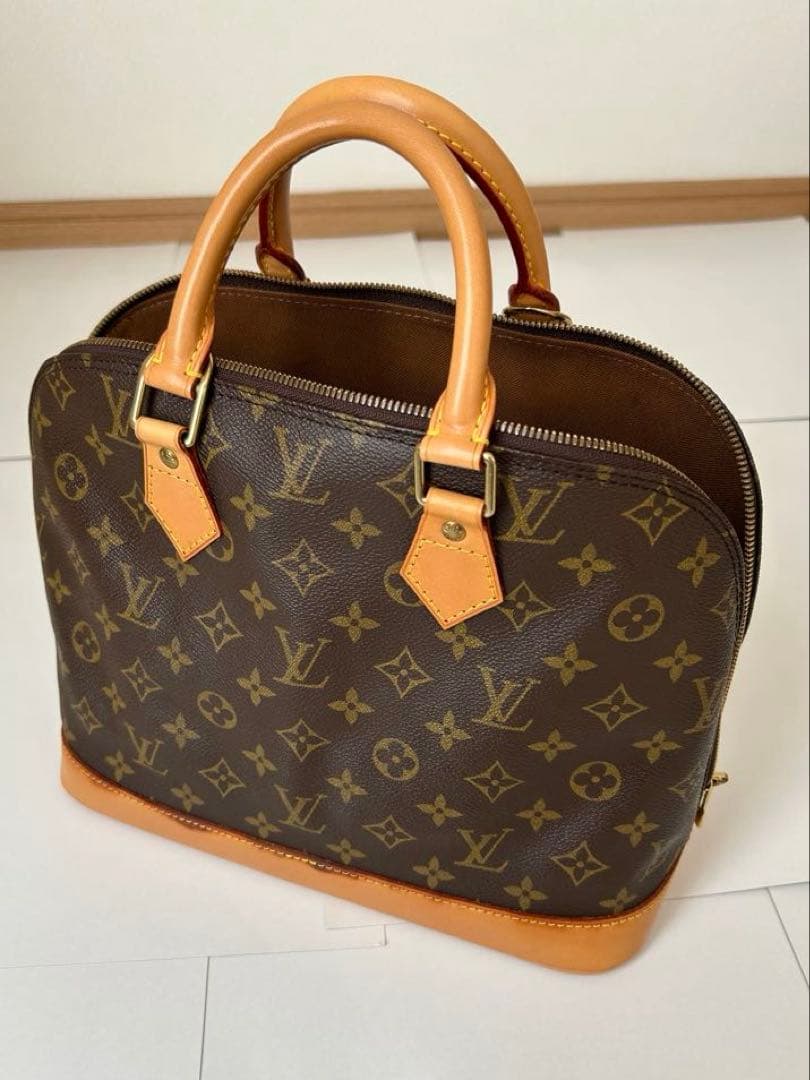 Louis Vuitton モノグラム アルマ　PM