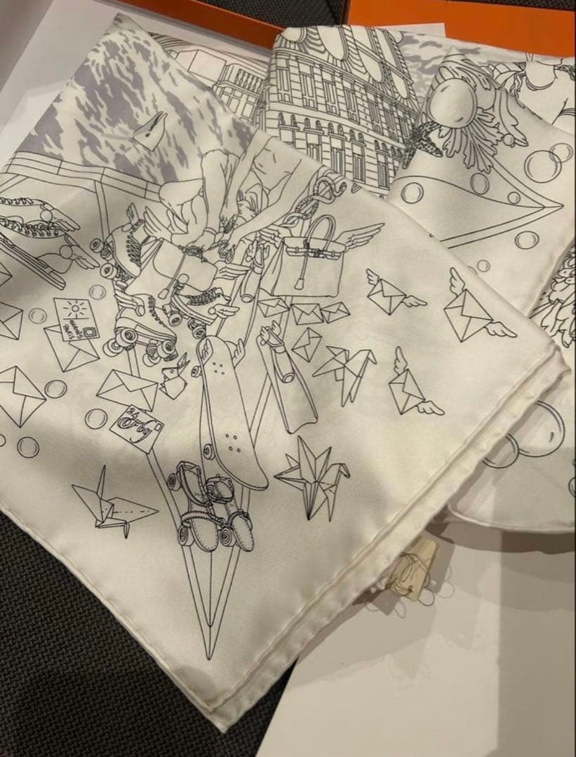 新品未使用エルメスフラッグシップ　カレ90 シルクスカーフ