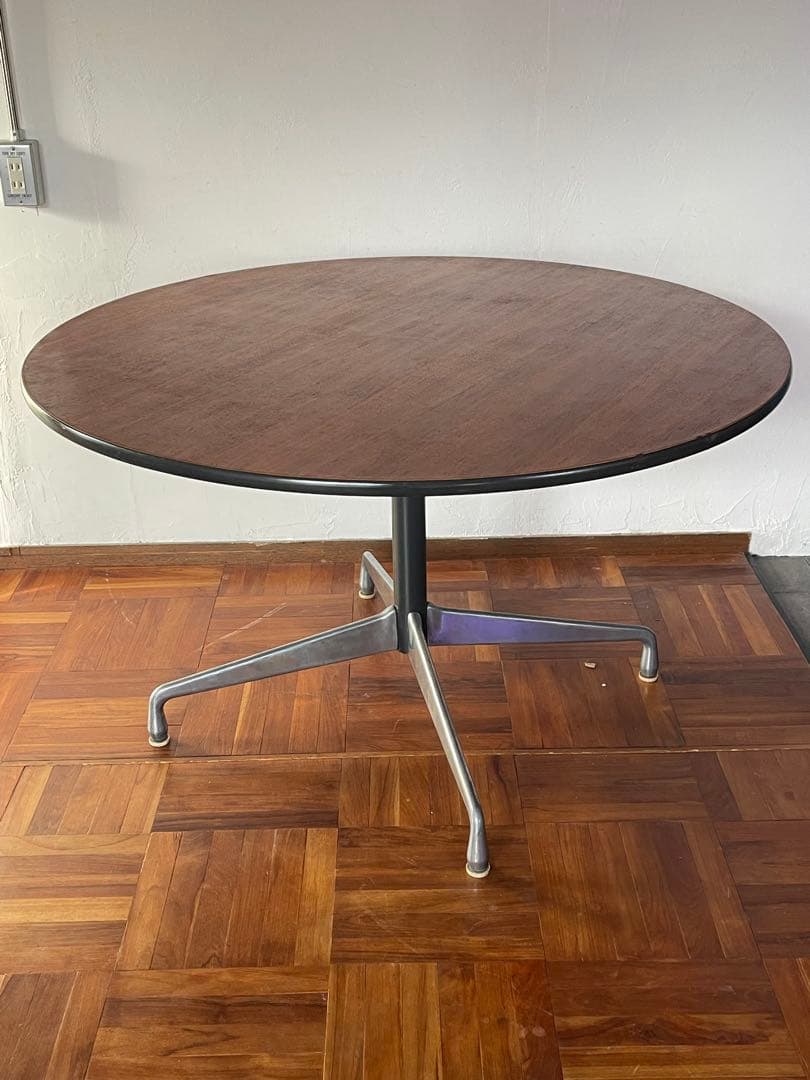 ハーマンミラー ヴィンテージ イームズ セグメンテッドベース ラウンド テーブル