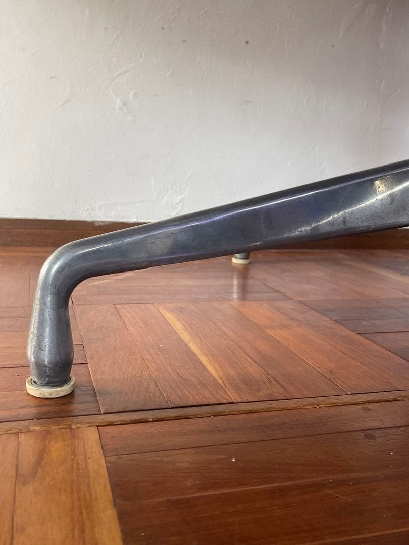 ハーマンミラー ヴィンテージ イームズ セグメンテッドベース ラウンド テーブル