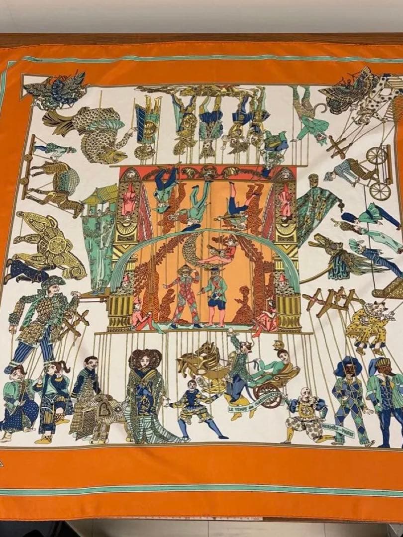 エルメス　スカーフ　カレ90 マリオネットの時間