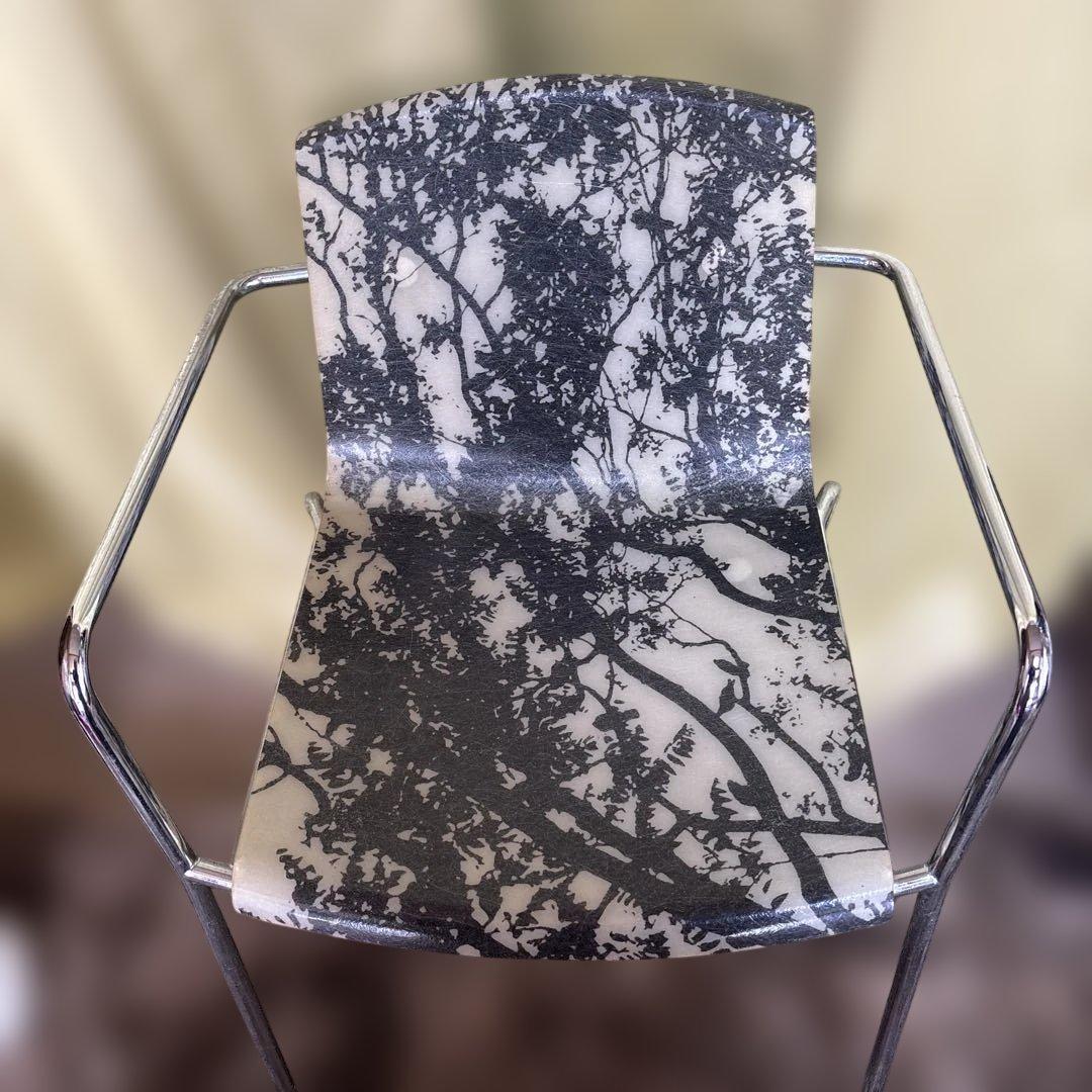 Creare スタッキングチェアー