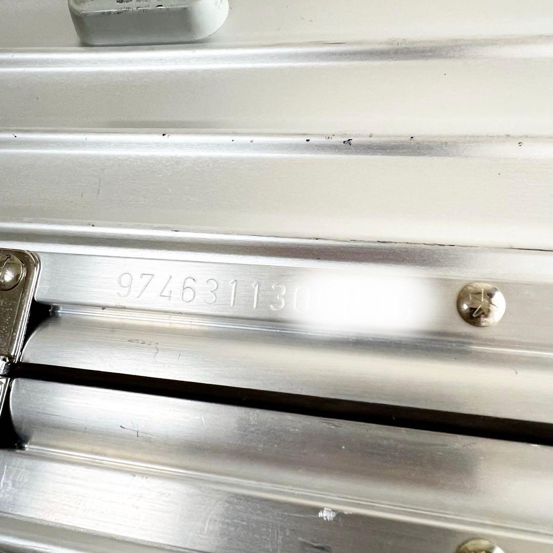 リモワ　廃盤モデル　クラシックフライト　63L 大容量　希少　ジュラルミン　4輪