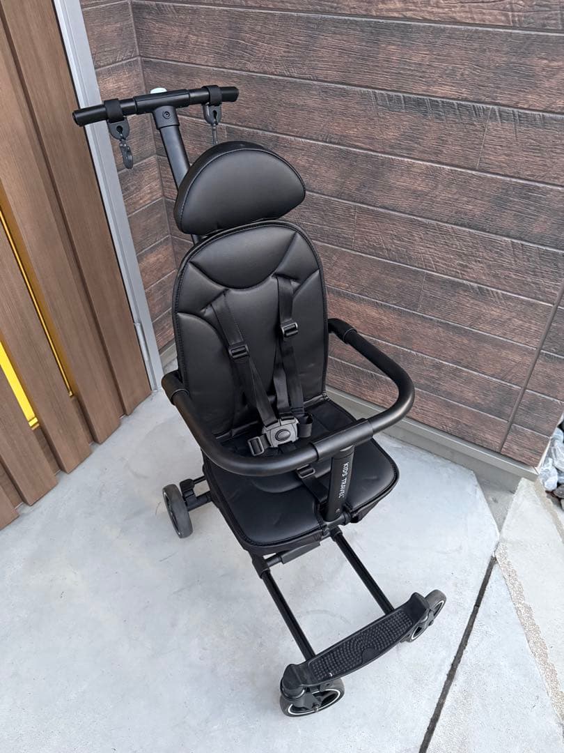 キッズトラベル　ブラック 折りたたみベビーカー 5点式シートベルト
