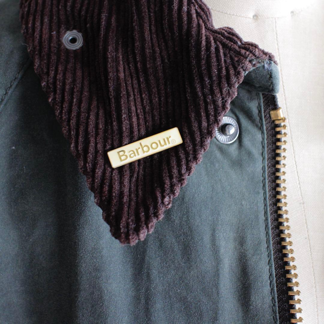 バブアー×スピックスパンのロングコート