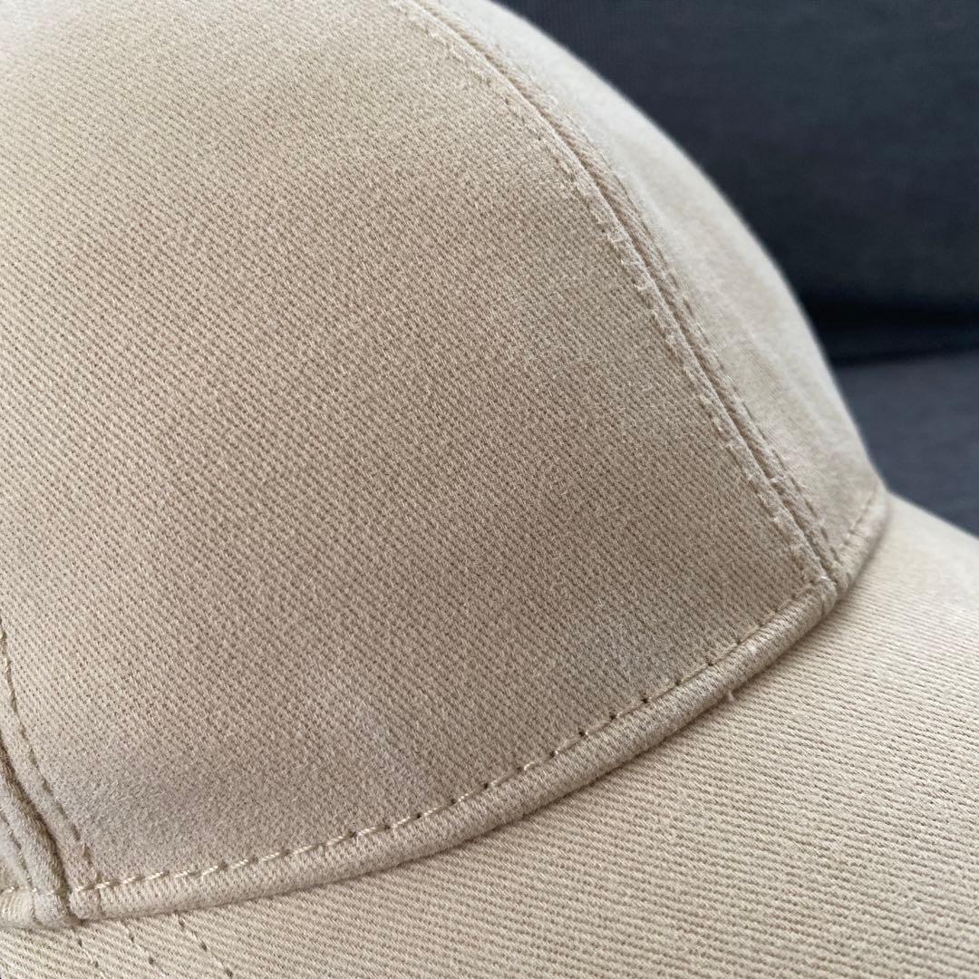 プラダ　キャップ　Mサイズ　　男女兼用